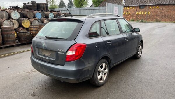 Škoda Fabia 2 1.2tdi CFWA - Image 8