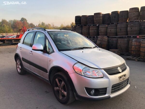 SUZUKI SX-4 1.6 BENZÍN M16A: NA NAHRADNÍ DÍLY - Image 2