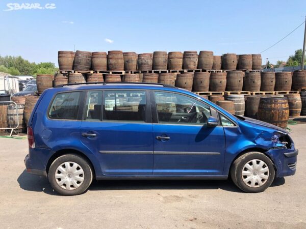 VW TOURAN 1.9 TDI BLS 6Q: NA NAHRADNÍ DÍLY - Image 10