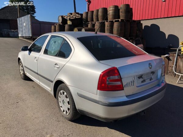 ŠKODA OCTAVIA II. 1.6 FSI, BLF, 5Q - Image 5