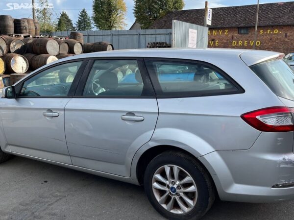 FORD MONDEO MK4 2.0 TDCI (TXBA): NA NAHRADNÍ DÍLY - Image 9