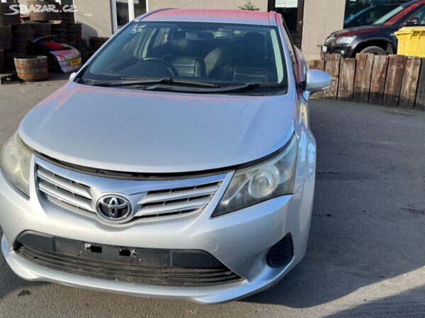 TOYOTA AVENSIS T27 2.0 D4D: NA NAHRADNÍ DÍLY - Image 9