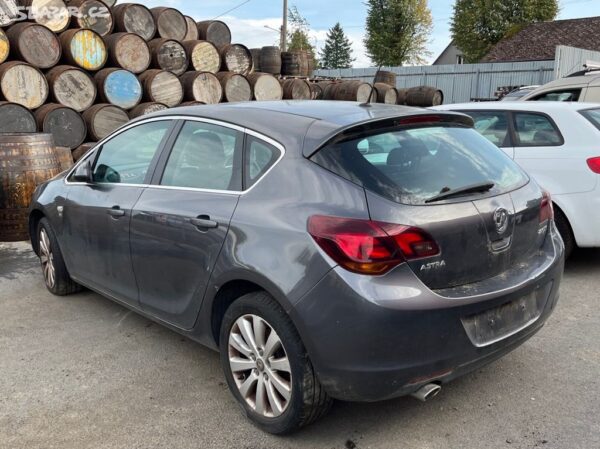 OPEL ASTRA J 2.0 CDTI (A20DTH) - Image 3