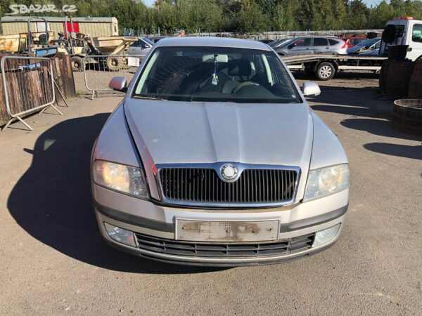 ŠKODA OCTAVIA II. 1.6 FSI, BLF, 5Q - Image 4